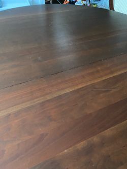 Solid wood round table 54 “ diameter