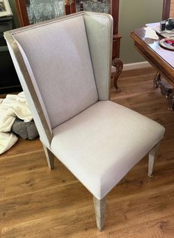 Accent chair