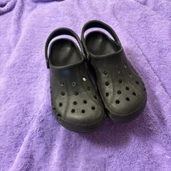 Black Crocs M8 W10