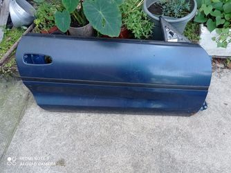Toyota MR2 passenger side door