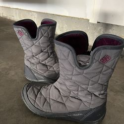 Columbia Boots
