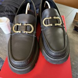 Salvatore Ferragamo dress shoes 43