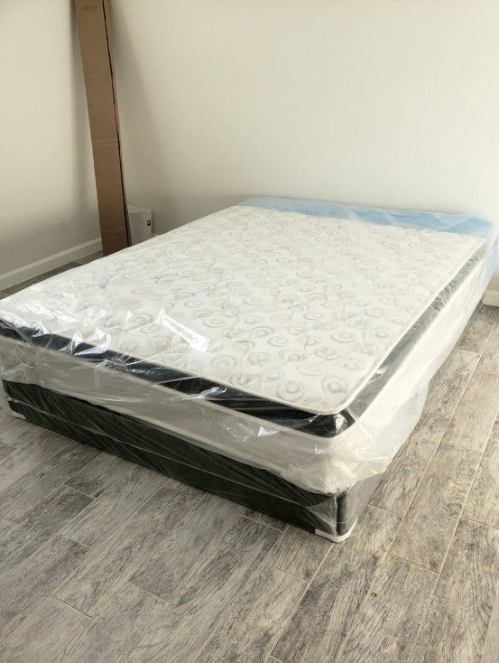 NEW QUEEN PILLOW TOP MATTRESS. Bed frame is not available. Take it home same day 👍