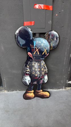 WALK ART LV x KAWS  X Mickey Mouse