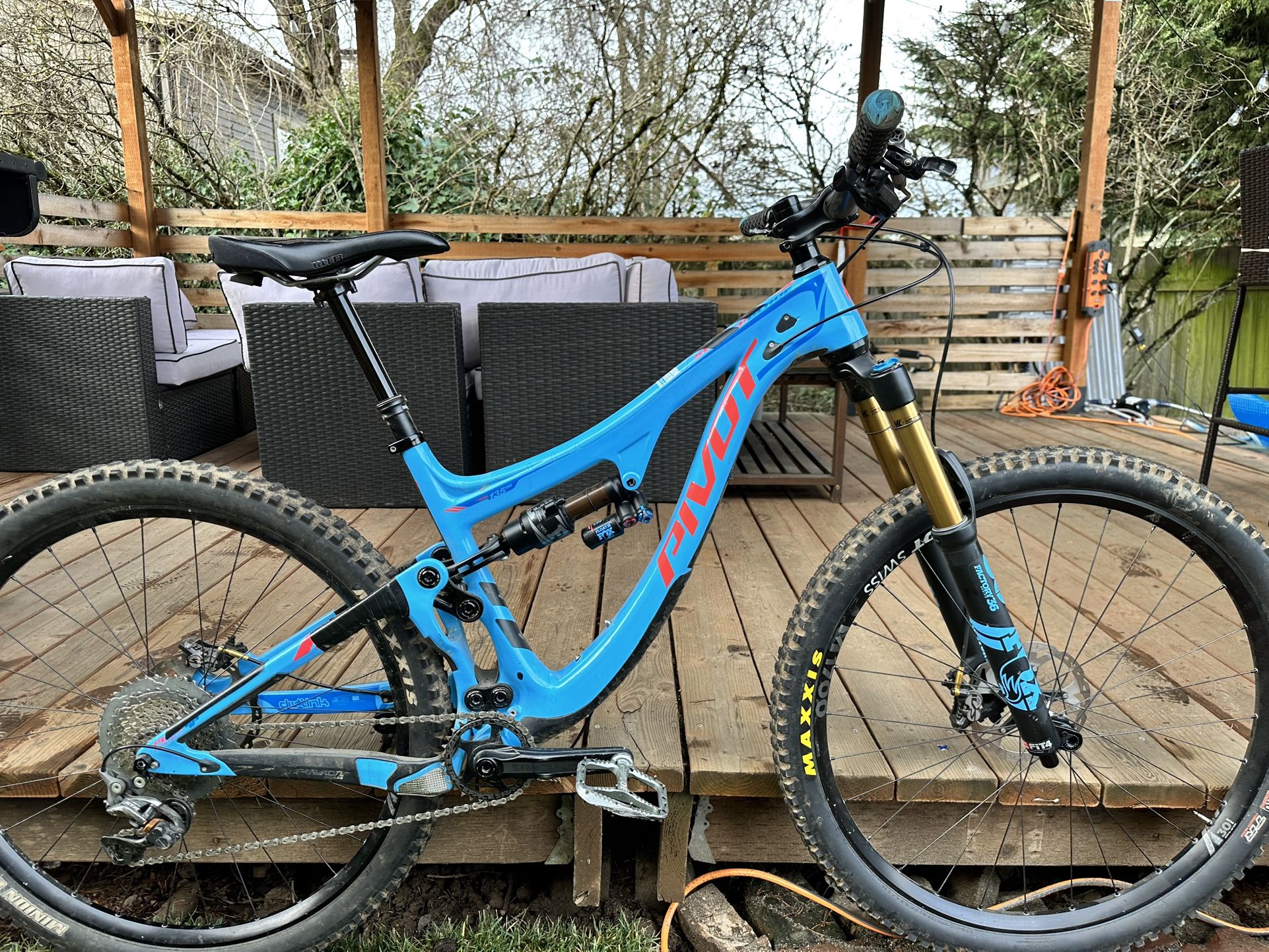 2018 Pivot Switchblade Mountain Bike