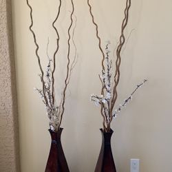 Metal Indoor/Outdoor Tall Floor Decorative Vases W/ Decorative Foliage