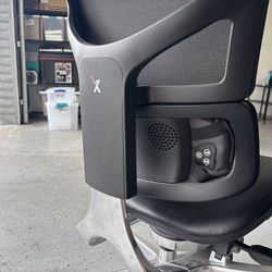 X-Chair Rolling Office Chair / Massage, Heat & Cool