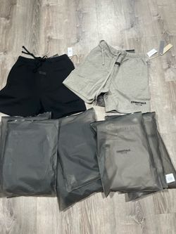 11 pairs of essential shorts