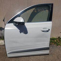 2017 Audi Q7 Driver Door