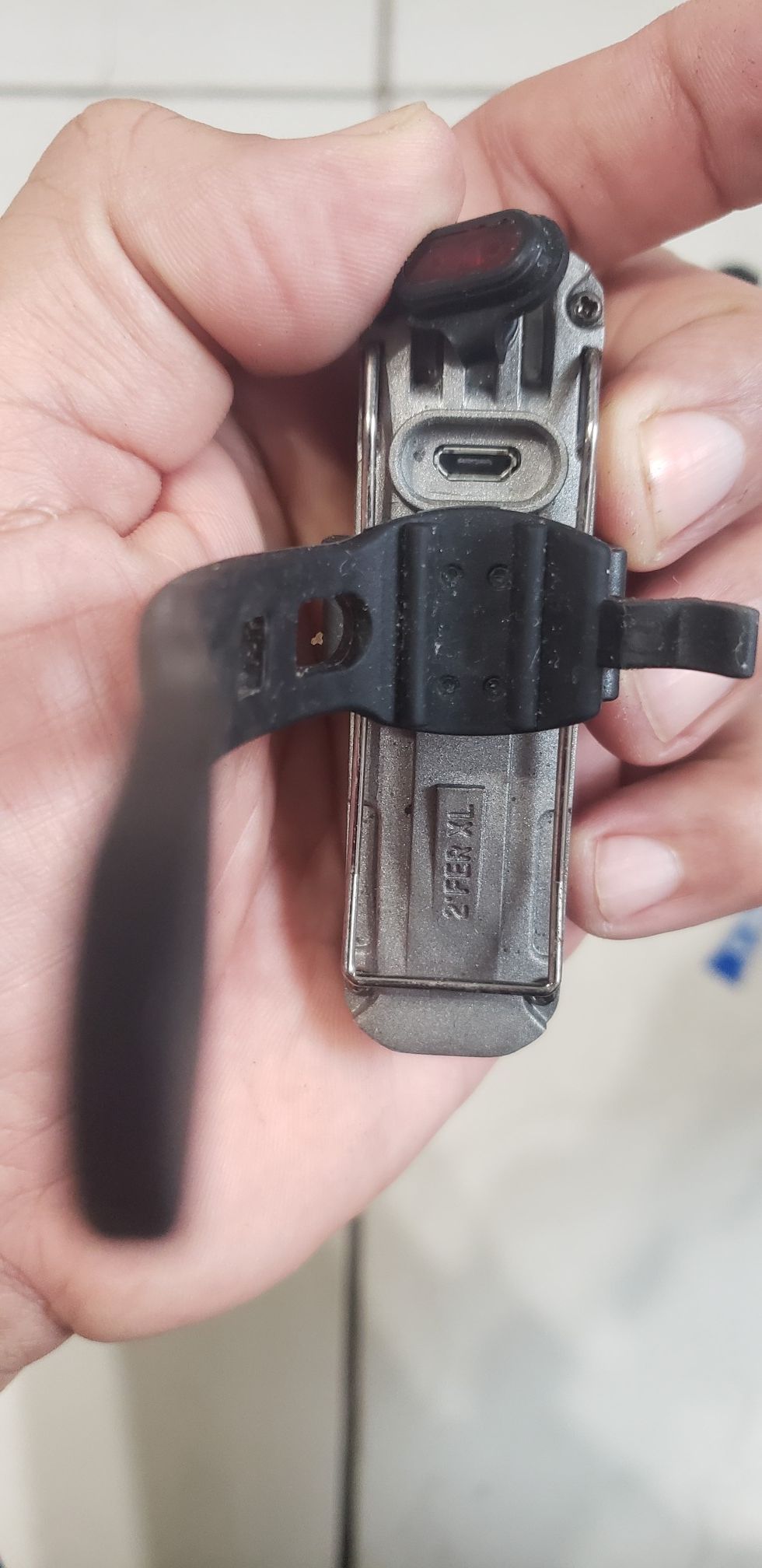 LUCES RECARGABLES wfdjnjc.com