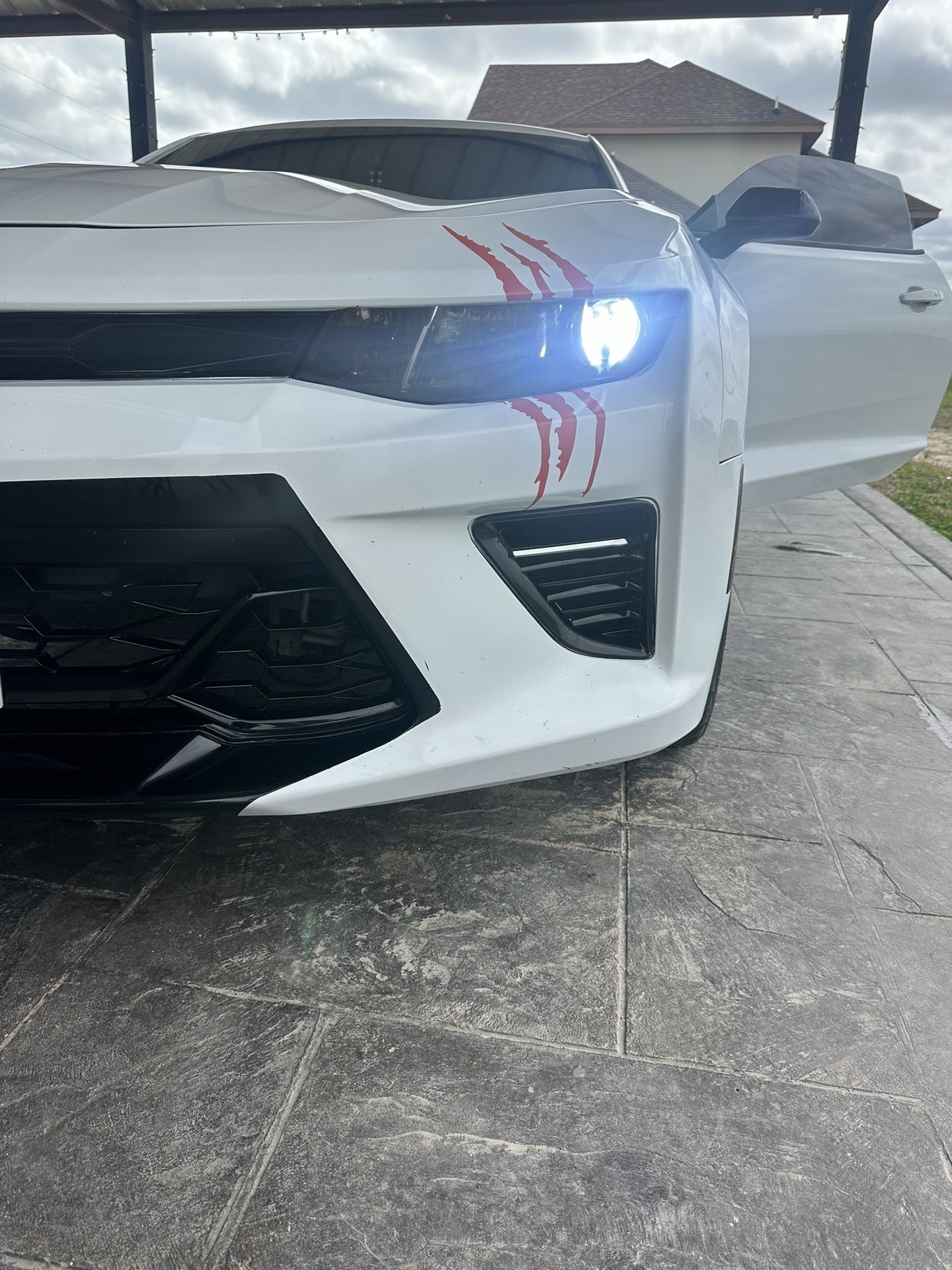 LED HEADLIGHTS $40 Any Vehicle