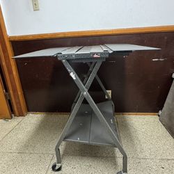 Mobilefold Table
