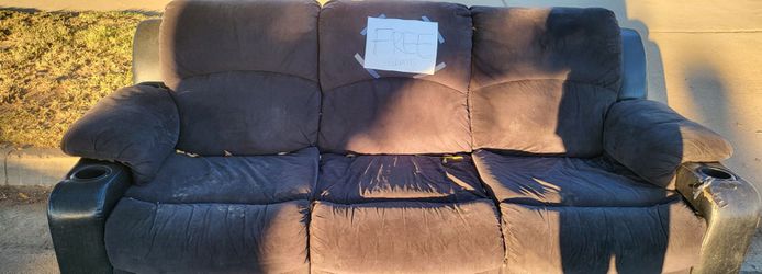 Reclining sofa