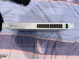 Ubiquiti UniFi Switch 24-Port PoE Switch 250W