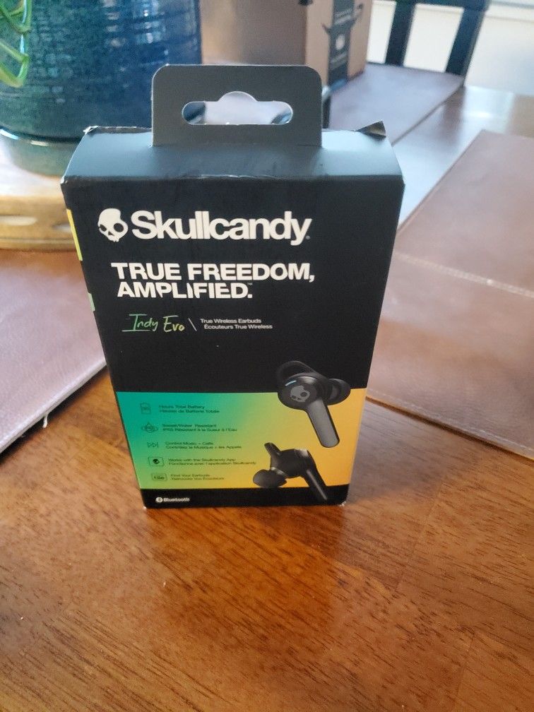 Skullcandy Bluetooth Earbuds
