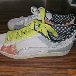 Pumas size 10. Slightly used no box