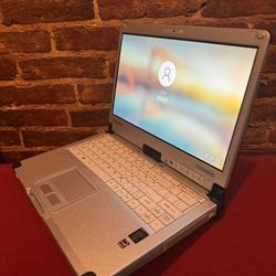 PANASONIC TOUGHBOOK  LAPTOP TOUCHSCREEN FREE DELIVERY WITHIN THE CITY