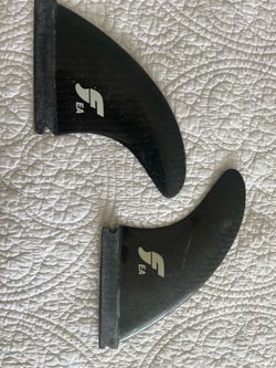 Erik Arakawa surfboard fins
