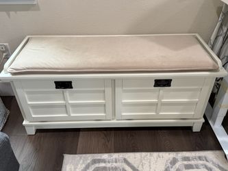 Entryway Bench With Storage