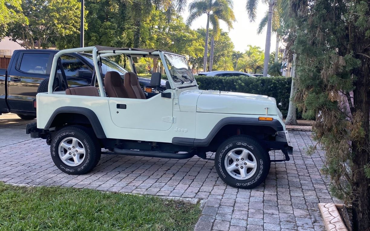 1995 Jeep Wrangler for Sale in Miami, FL - OfferUp