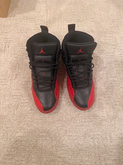 Air Jordan 12 flu game men’s size 13 (no box)