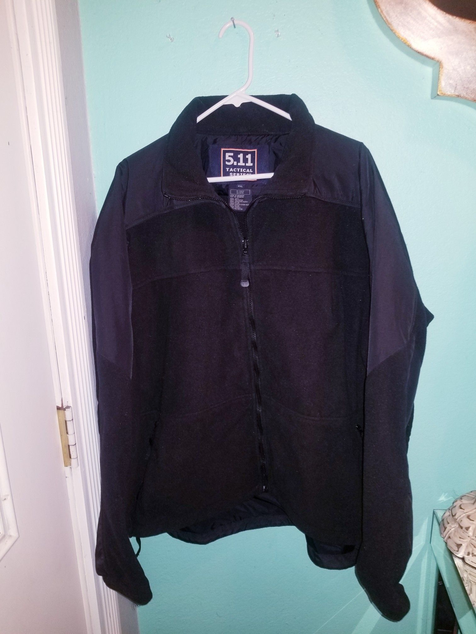 5.11 Tactical Fleece Jacket..Size 2 xl mens..Super Warm Jacket..Like New!