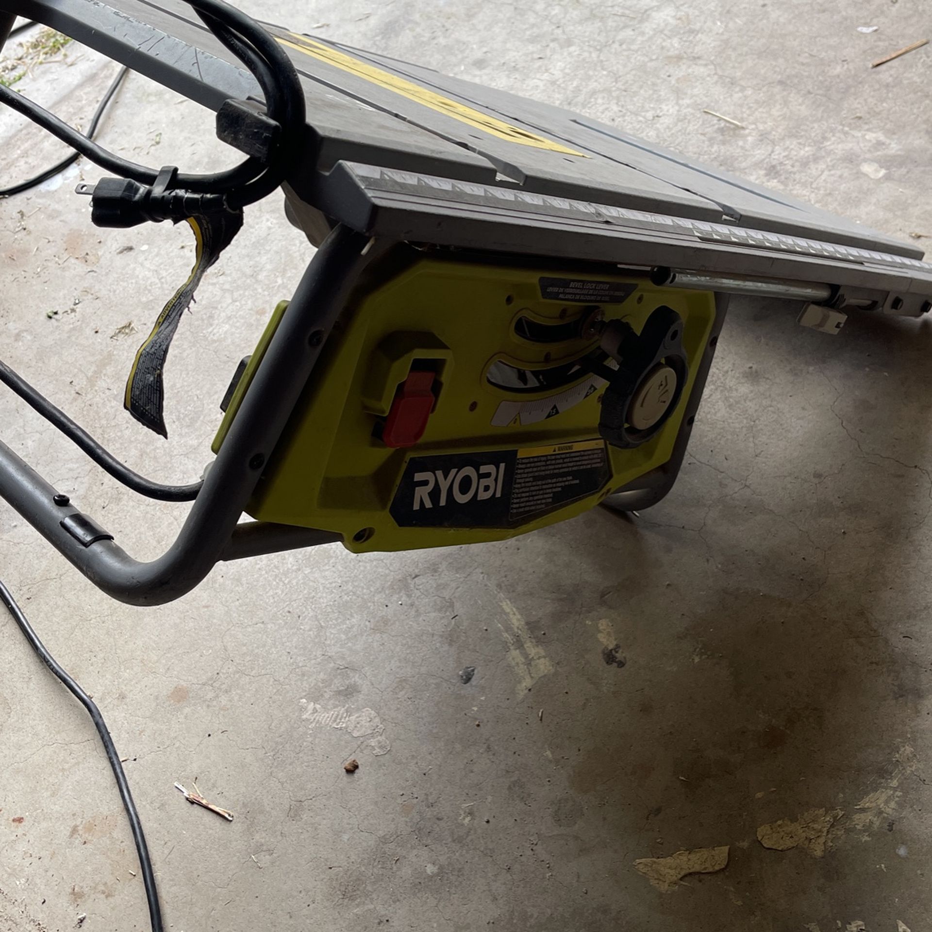 Ryobi Saw