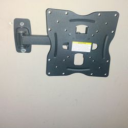 Armstrong. 17" inch to 42" inch  swivel tilt TV wall mount
