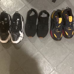 Size 11 Men’s Sneakers 