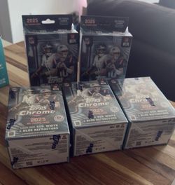 2025 Topps NFL Chrome Football Value Box And Hangers IN HAND