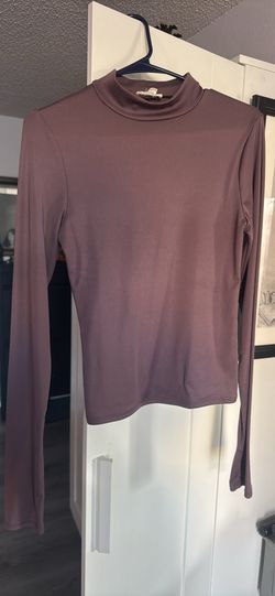 Lavender Purple Mock Neck Long Sleeve Shirt Size Medium