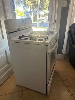 Gas stove