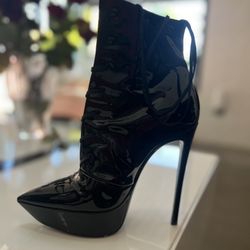 Saint Laurent Black Leather Boots Size 37 (US 7) With Box & Dust Bag – Authentic