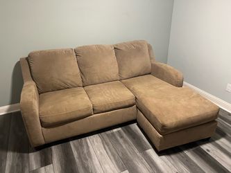 Living Spaces Sleeper Sofa with Chaise – Includes Mattress Topper