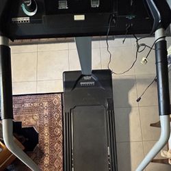  Vitamaster  1300 Treadmill