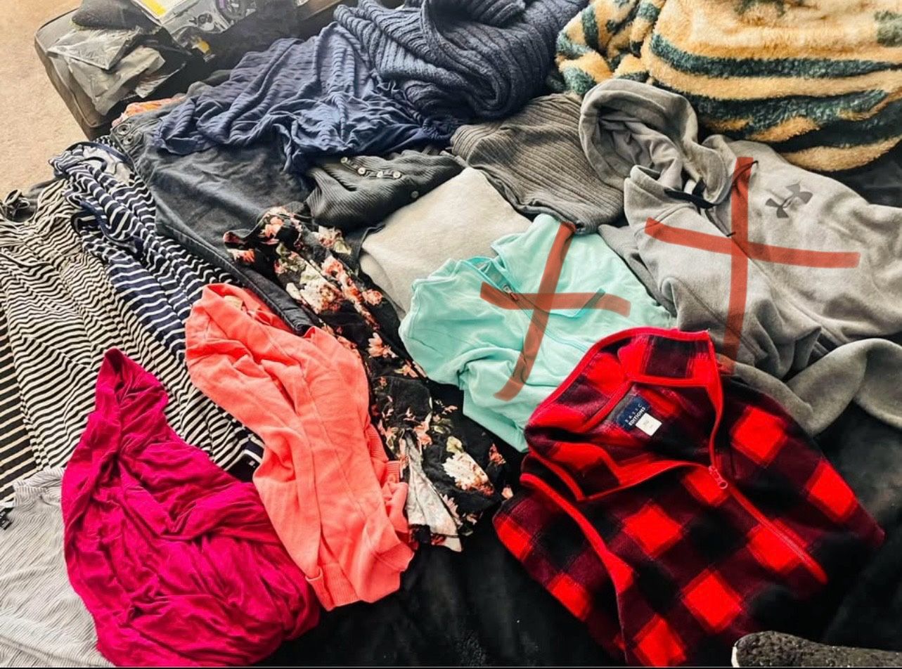 Women Size medium Clothing