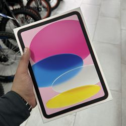 iPad 10th Gen 10.9” 64GB $299 Cash BLACK FRIDAY DEAL!!