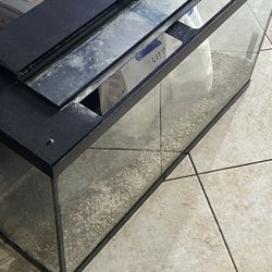 Fish Tank With Lid (3ftx1ftx2ft)