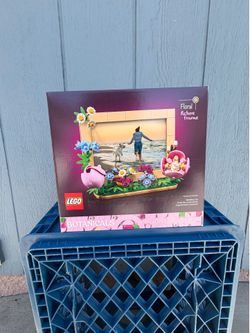 Lego Floral Picture Frame 40916