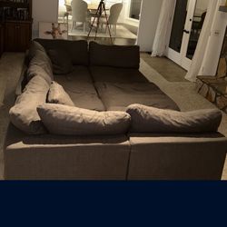 6 Piece modular sofa 