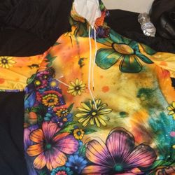 Multi-colored Hoodie $20 Size XL Good Condition 