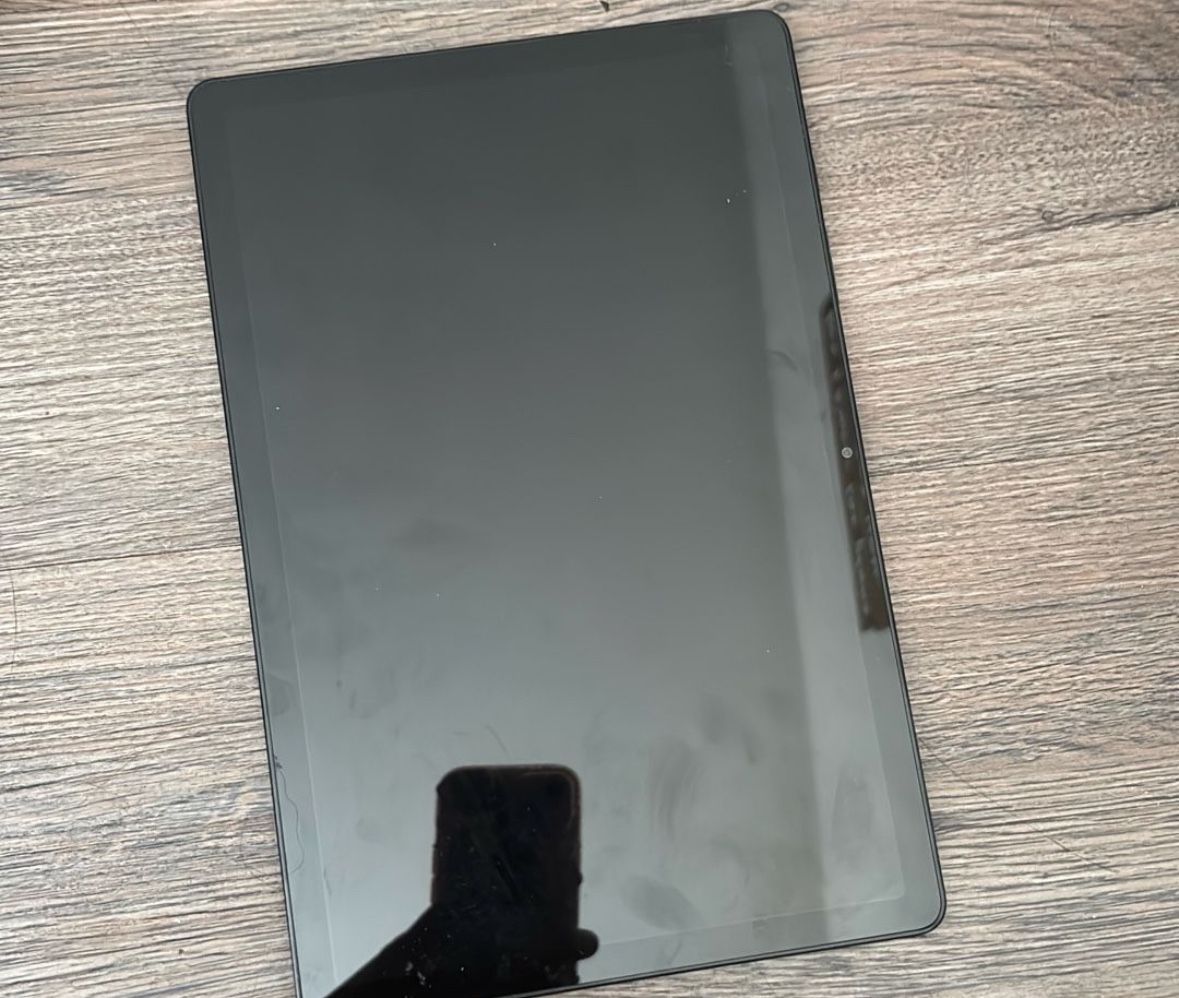 Samsung Tag A9 +  Tablet