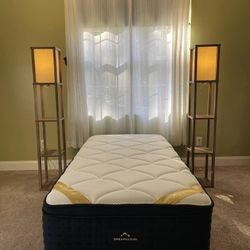 Twin  XL Size DreamCloud Premier Rest Mattress For Sale!