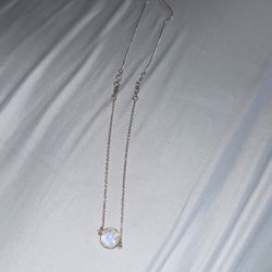 Starting silver necklace for women