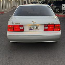 1998 Lexus LS 400