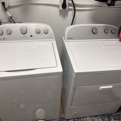 Whirlpool Washer And Dryer Set 