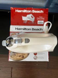 Black + Decker Hand Mixer - SELF PICK UP ONLY