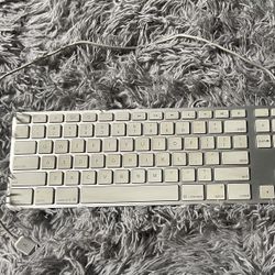 Apple USB Keyboard 
