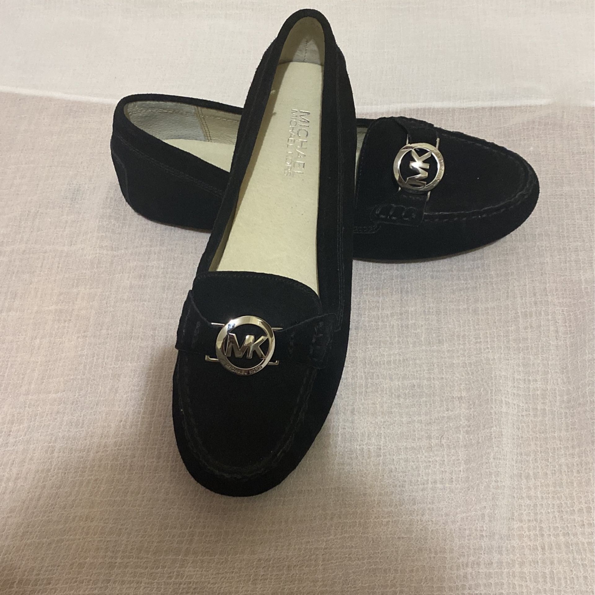 Michael Kors Size 8