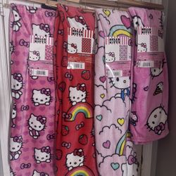 Hello Kitty Valentines Throw Blankets 💕🎀🍓